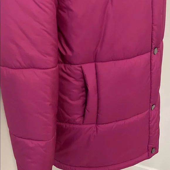 Worth Women's Puffer Jacket - Picture 3 of 8